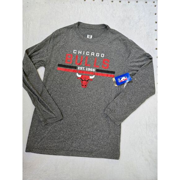 Ultra Game Men's Small NBA Official Chicago Bulls  Long Sleeve Pullover T-Shirt - Picture 1 of 4